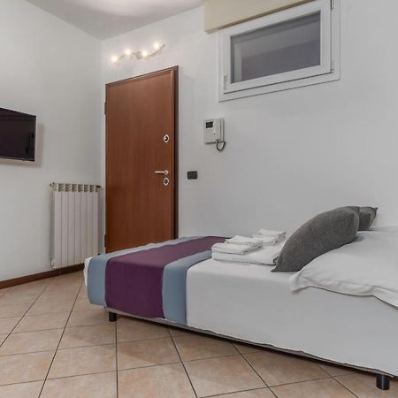 Casa Da Suite Star Rho Exterior foto